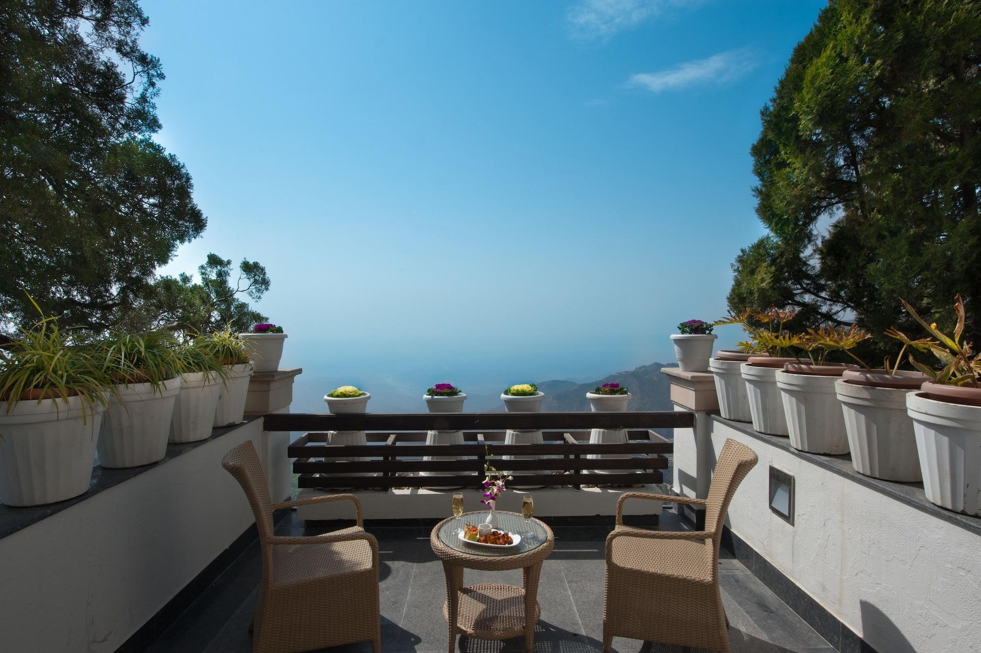 รอยัล ออร์คิด ฟอร์ต รีสอร์ต มัสซูรี Hotel ภายนอก รูปภาพ