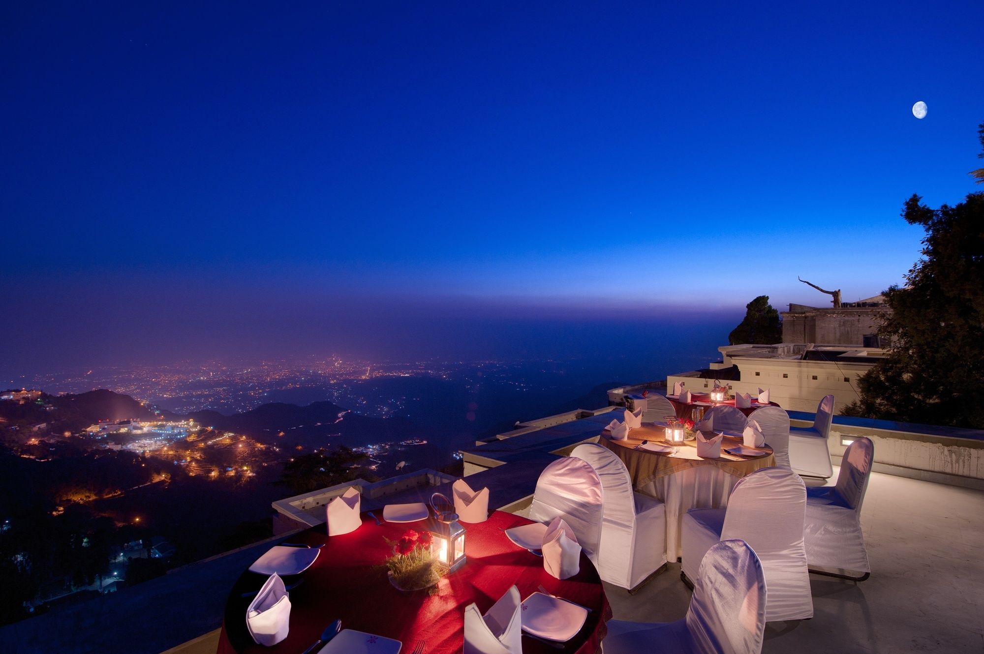รอยัล ออร์คิด ฟอร์ต รีสอร์ต มัสซูรี Hotel ภายนอก รูปภาพ