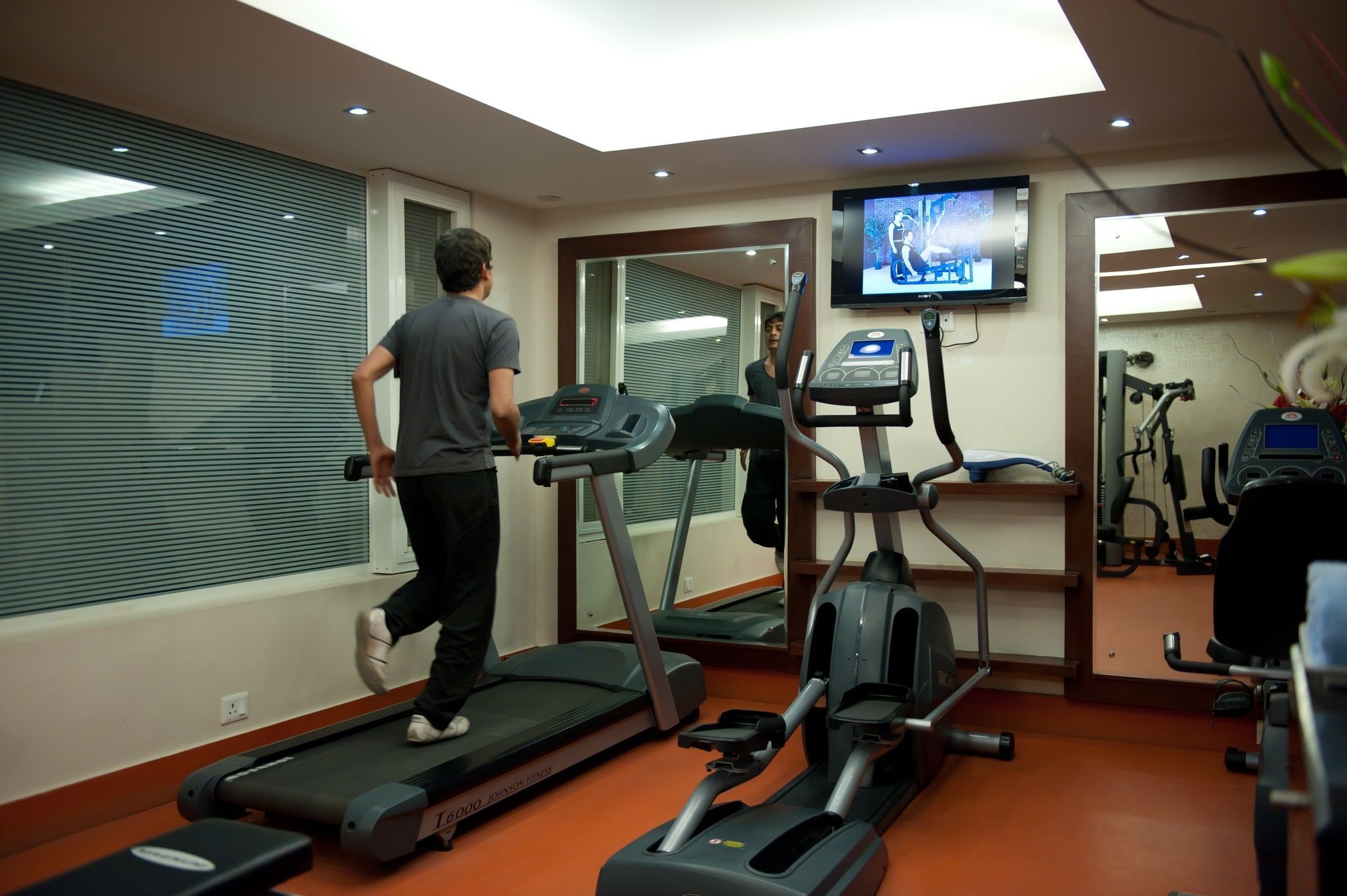รอยัล ออร์คิด ฟอร์ต รีสอร์ต มัสซูรี Hotel ภายนอก รูปภาพ
